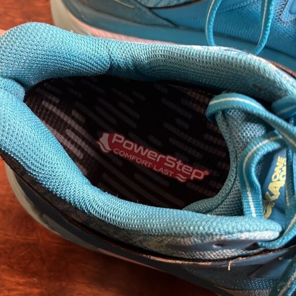 Hoka One Gaviota 2 Running Shoes, size 9 - Picture 5 of 11